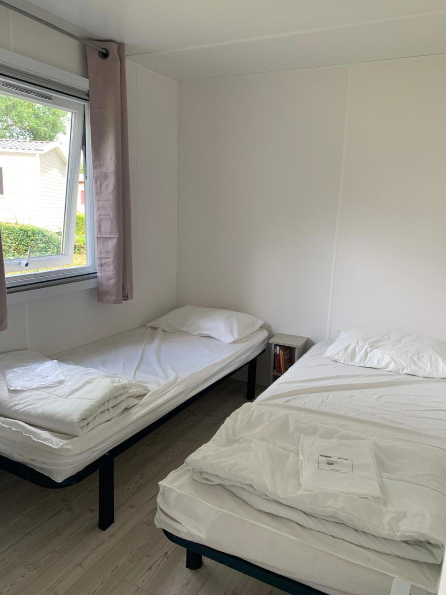 Mobil Home 10 M Et Mme Colas Litteau Dış mekan fotoğraf