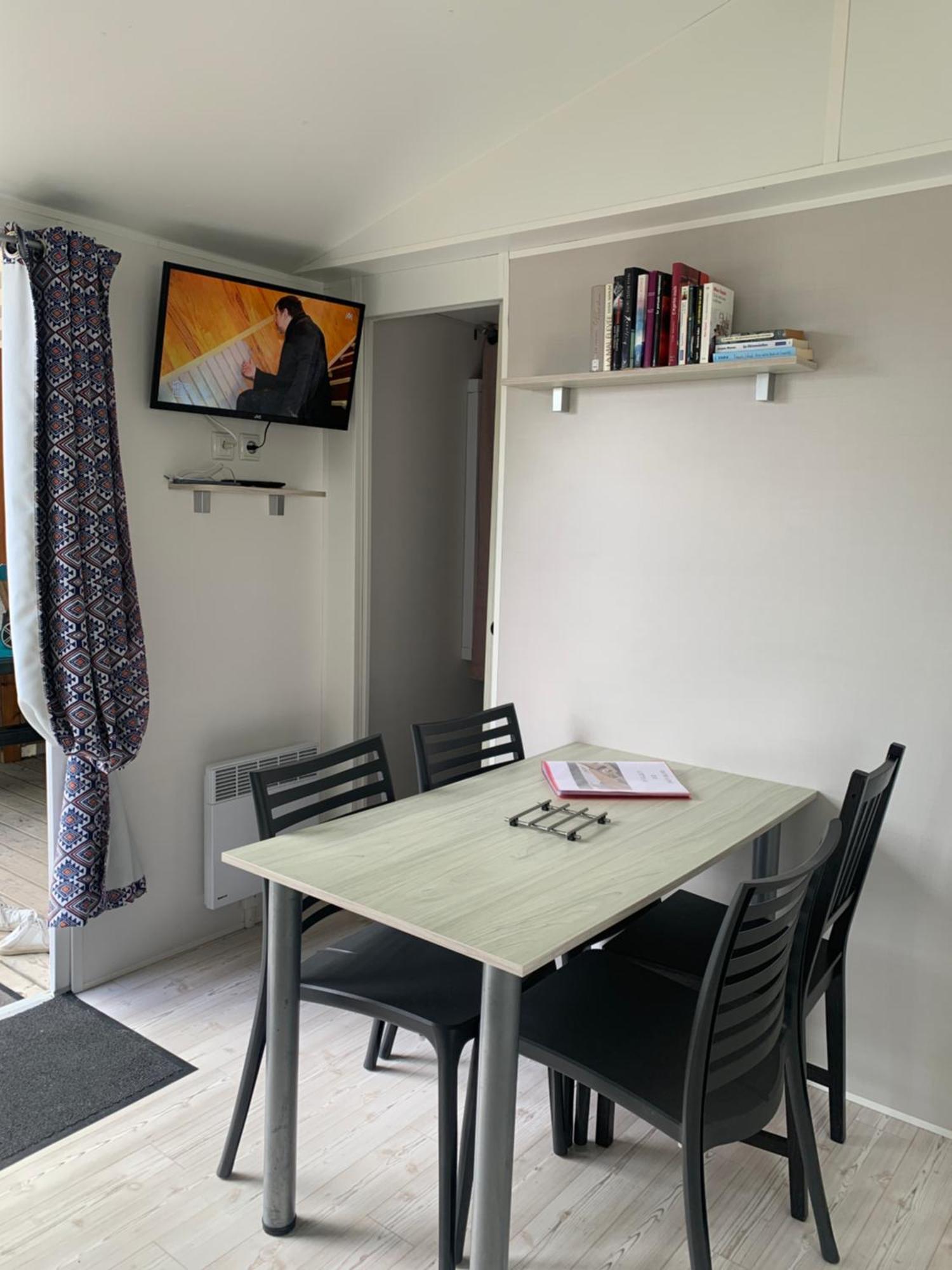 Mobil Home 10 M Et Mme Colas Litteau Dış mekan fotoğraf